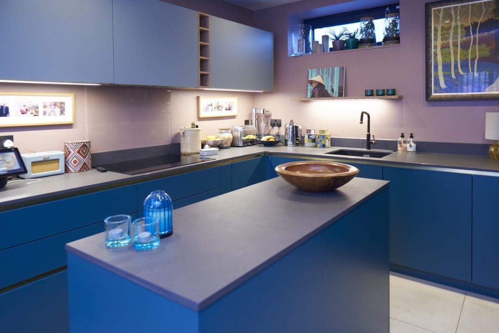 Pipit Drive 007 | CasaNora, Putney